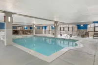 Hampton Inn & Suites Augusta West