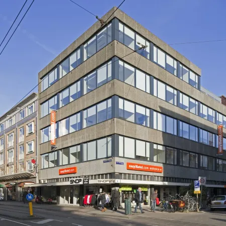 easyHotel Amsterdam City Centre South