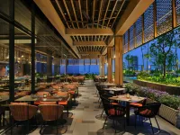 Aloft Surabaya Pakuwon City Hotels in Mulyorejo