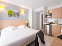 Aparthotel Adagio Access Nice Magnan - balcony
