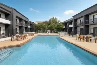 Courtyard Dallas-Fort Worth/Bedford - Pools