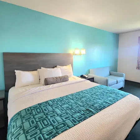 Howard Johnson by Wyndham Galveston