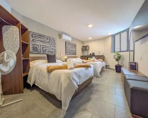 Casa Heredia Hotels near Financial District