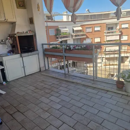 Caty House