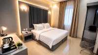 Areen Al Naeem Served Apartments - Rooftop Pools