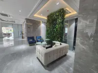 Panoramic Skyline Views Cozy Vibes Near It All - 3-Star