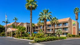 Holiday Inn Express PALM DESERT by IHG