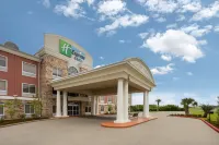 智選假日套房飯店新伊比利亞 - 艾利島 - 停車場