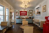 Scarborough Inn - Bed and Breakfasts