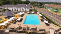 Ogunquit Hotel and Suites - Pools