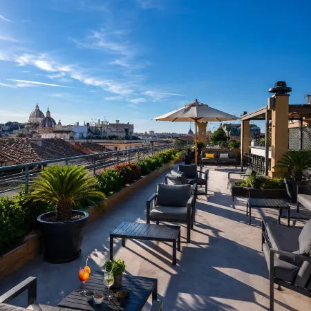 Navona Queen Rooftop