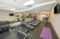 Revolution Hotel - Gym