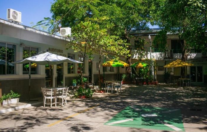 Hotel Pablo Tesák