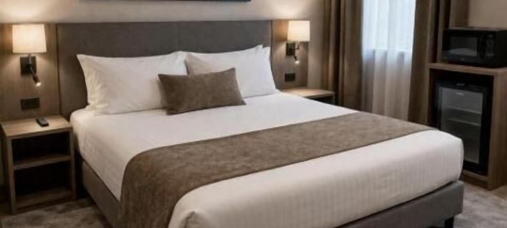 Hôtel le Castanea Entre Aurillac et Marcolès Auvergne Hotels in Cantal