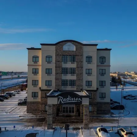 Revolution Hotel