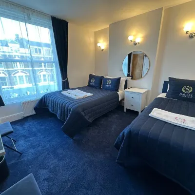 Jubilee Hotel Kensington Отели рядом с достопримечательностью «Станция метро Hammersmith»