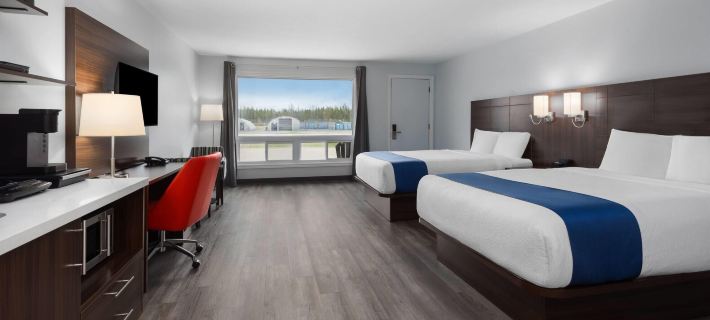 Travelodge by Wyndham Cochrane Hotels in Cochrane District