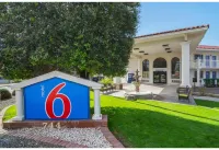 Motel 6 Chandler, AZ - Haustierfreundliche