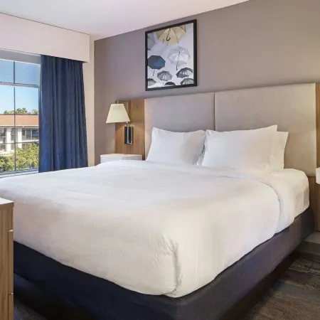 Baymont Inn & Suites by Wyndham Findlay