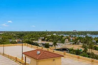 Hollywood Beach Tower - Ocean View