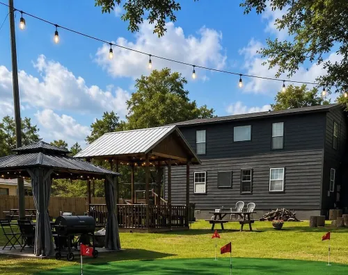 The Gray Villa-  2.8 Miles to Bryant-Denny Stadium - 4-Star