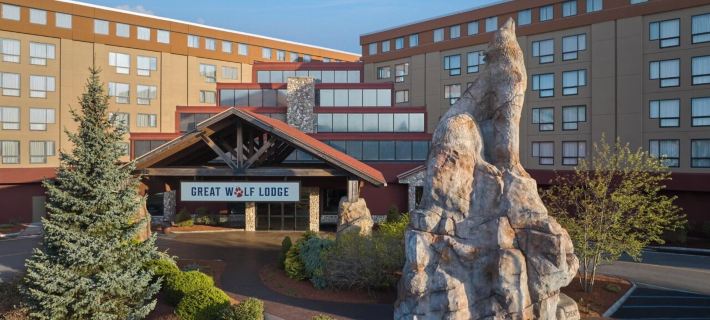 Great Wolf Lodge New England Hotels in Worcester County