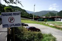 Hotel la Planada - parking