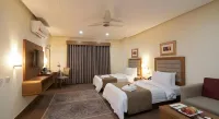 Hotel One Tariq Road Multan - parking