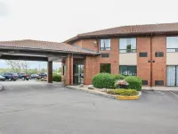 Comfort Inn South Hotels near Fort Gary