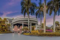 La Quinta Inn & Suites by Wyndham Naples Downtown - gimnasio