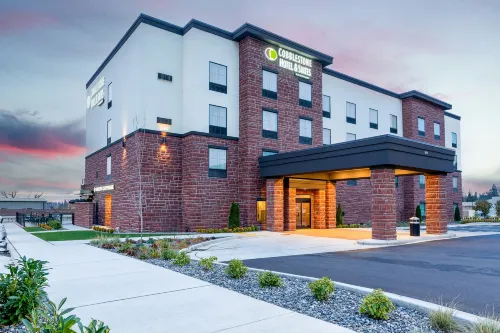 Cobblestone Hotel & Suites - Lynden - breakfast