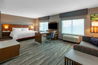 Hampton Inn and Suites by Hilton Bloomfield Hills Detroit - Pet friendly