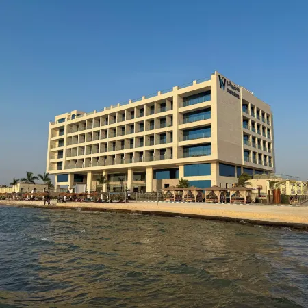Waves Hotel