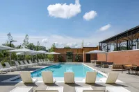 Trilith Guesthouse, Fayetteville, GA, A Tribute Portfolio Hotel - Pools