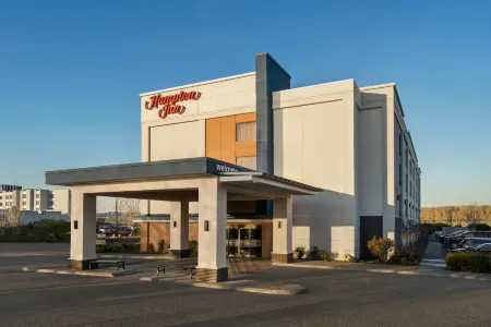Hampton Inn Portland Airport
