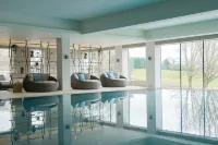 South Lodge - Pools