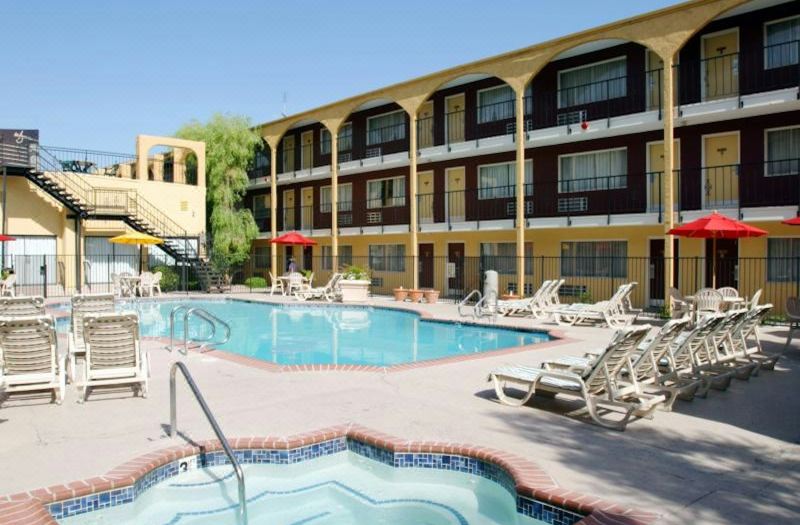 Mardi Gras Hotel & Casino photo 3