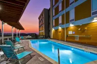 Home2 Suites by Hilton Hot Springs - parking