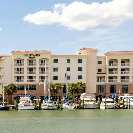 Courtyard St. Petersburg Clearwater/Madeira Beach