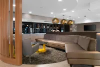 小石城西SpringHill Suites飯店 - 停車場