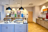 Hampton Inn Boston/Waltham - breakfast