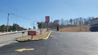 Red Roof Inn Cullman - Pet friendly