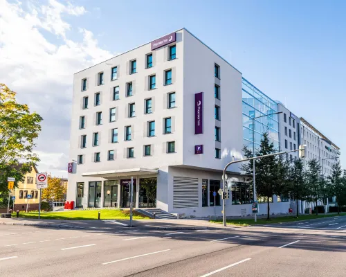 Premier Inn Stuttgart Feuerbach Hotels near Zuffenhausen