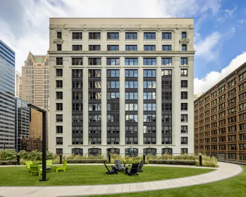 Hilton Garden Inn Chicago Central Loop Hotel berhampiran Menara Willis