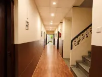 โรงแรม เทจัส อินน์ โรงแรมใกล้อาชูล ชาร์มา