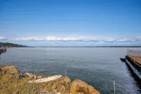 Peaceful Waterfront Retreat on Vashon Island - 3-Star