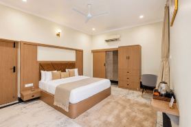 Alaya Stays Leora Amar Villa 6BHK