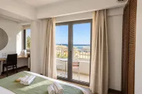 Lato Annex Boutique Rooms - parking
