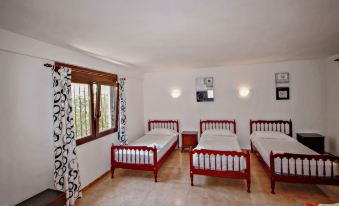 Flandes - Traditionally Furnished  Villa in Benissa