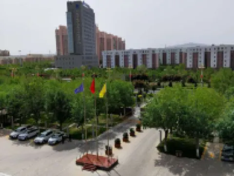 Yijiang Hotel Hotels in Wusu